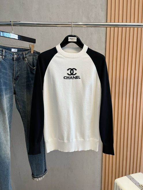 秋冬新品 シャネル セーターコピー ニット カシミヤ 柔軟 暖かい 軽量 ロゴ編み ホワイト