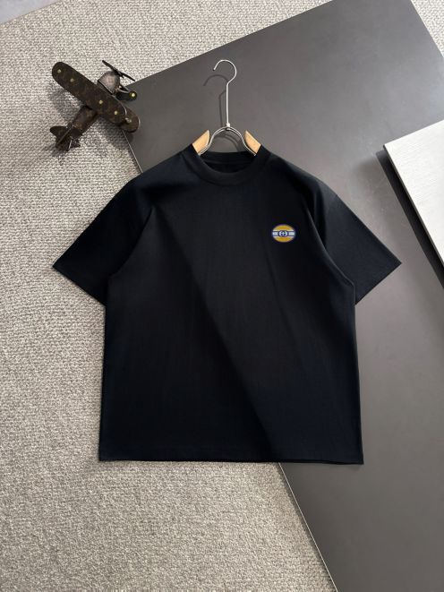 超激得価格 gucci t シャツ ドラえもんスーパーコピー 綿 高品質 トップス プリント ゆったり 半袖 ブラック