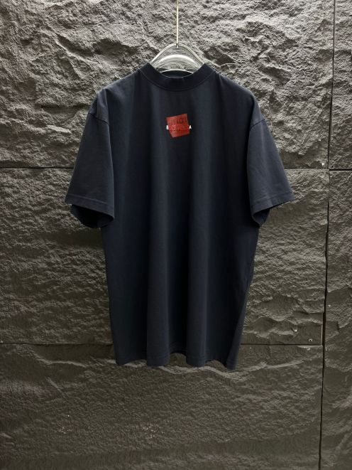 最新の2025年 バレンシアガのtシャツ偽物 トップス 半袖 プリント 純綿 ゆったり ブラック