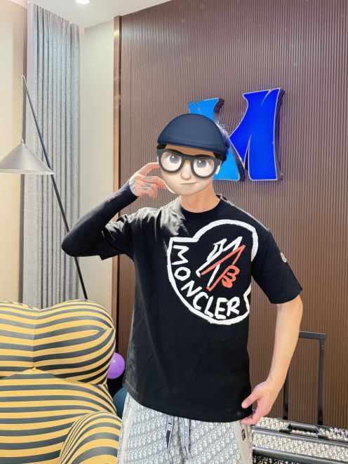 触り心地が良い モンクレールのtシャツコピー なつ服 柔らかい 綿100％ プリント トップス 短袖 ブラック