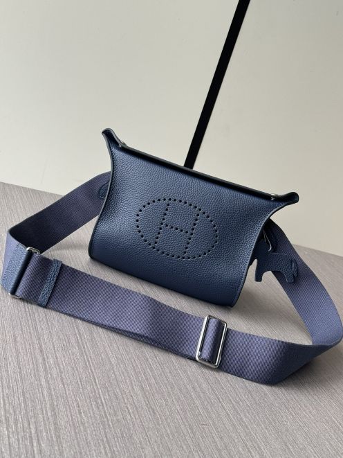 超激得価格 エルメスバッグ 一覧コピー 本革  斜め掛けバッグ レザー 男女兼用 ブルー