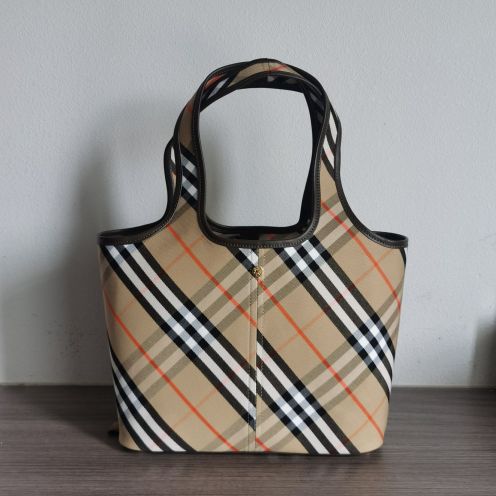 burberry バッグ レディ偽物 柔軟 カジュアル ハンドバッグ 本革 レザー 縞 ブラウン