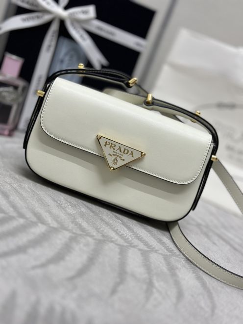 期間限定品 プラダバッグ カナパスーパーコピー 1BD339 斜め掛けバッグ 牛革 レザー ホワイト