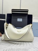 プラダバッグ 革コピー 1BC229 軽量 ハンドバッグ 牛革 レザー Hoboバッグ ホワイト