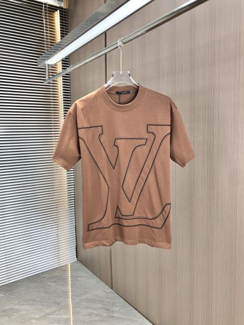 お得品‼ ルイヴィトンtシャツ メンズスーパーコピー 柔軟 純綿 トップス 短袖 ゆったり 男女兼用 ブラウン