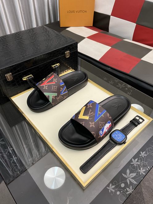 LV 限定の人気 ルイヴィトン サンダル モノグラムコピー 夏品 スリッパ  カジュアル ゆったり ブラック