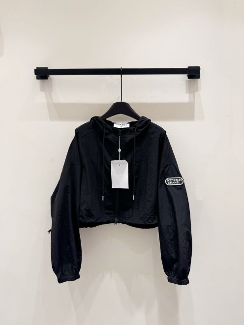 シャネル ジャケットスーパーコピー 軽量 フード付き トップス アウター 日焼け止め ブラック