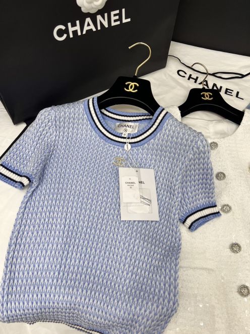 高級感 chanel t シャツスーパーコピー 柔軟 ニット素材 トップス 半袖 シンプル ブルー