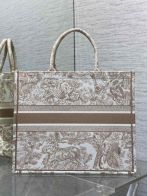 dior ショルダー バッグ偽物 ハンドバッグ 本革 レザー 大容量 プリント シンプル ベージュ色