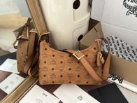 mcm エムシーエムリュック偽物 レザー 花柄 優雅 ハンドバッグ 6721 斜め掛け ブラウン