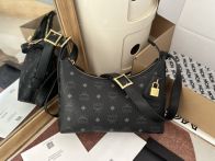 mcm エムシーエム リュックコピー レザー 花柄 優雅 ハンドバッグ 6721 斜め掛け ブラック