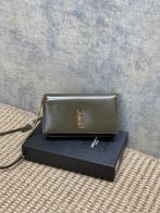 サン ローラン クロコ バッグコピー 優雅 斜め掛けバッグ 本革 ミニ 実用 635095 グレー