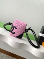可愛い シャネル 通勤バッグスーパーコピー 斜め掛けバッグ ミニカメラバッグ AS6340 ピンク