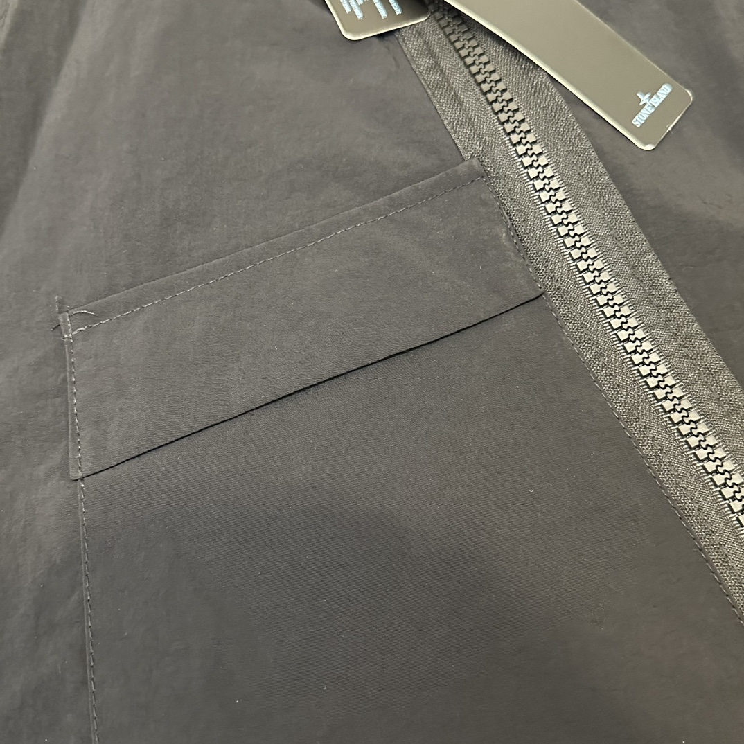 stone island アウターｎ級品 高品質 アウター 速乾性があり 薄手 ゆったり ブラック_5