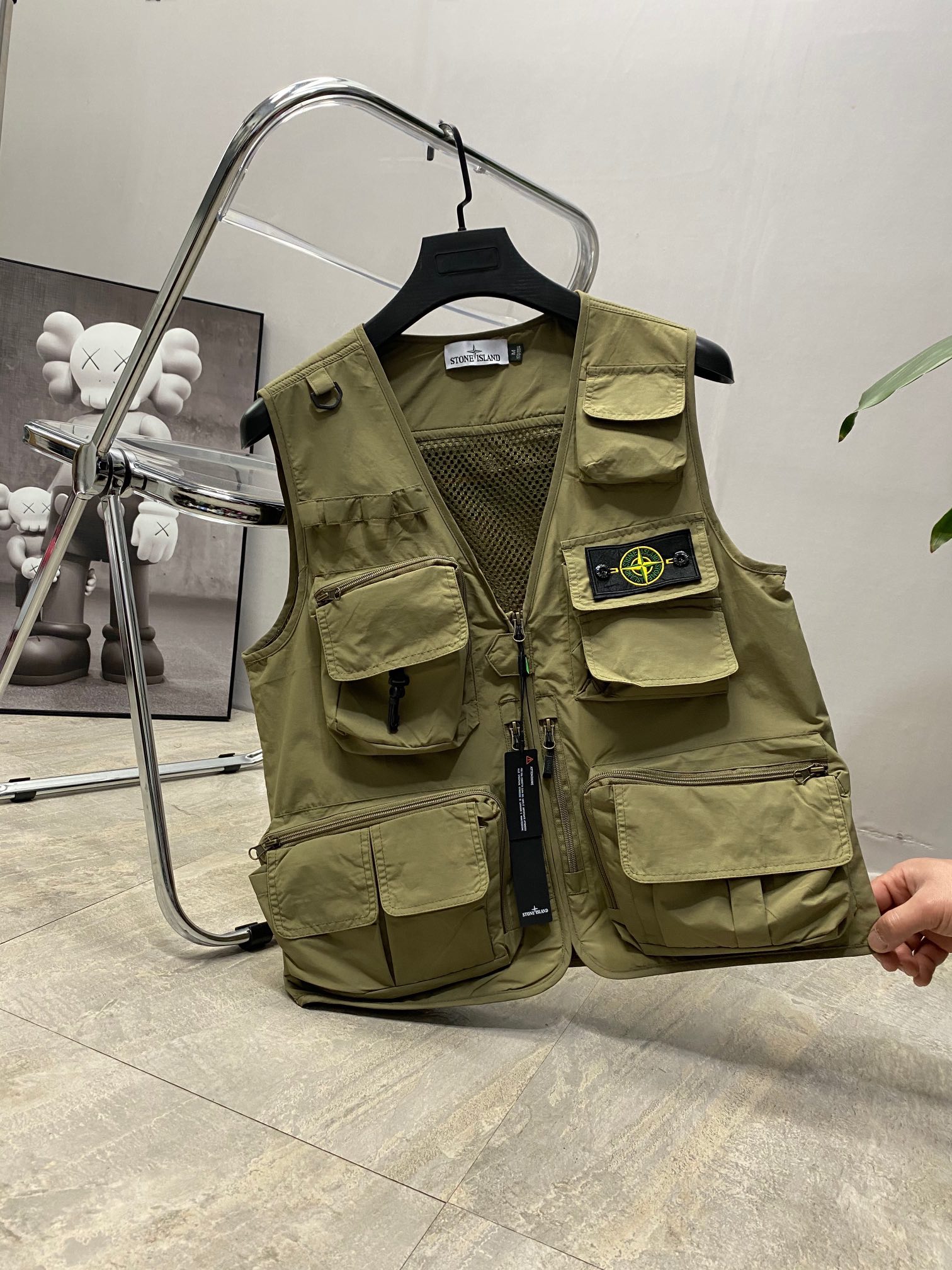 stone island シャツ ジャケット激安通販 ワークウェアの大きなポケットつきベスト 男女兼用 グリーン_4