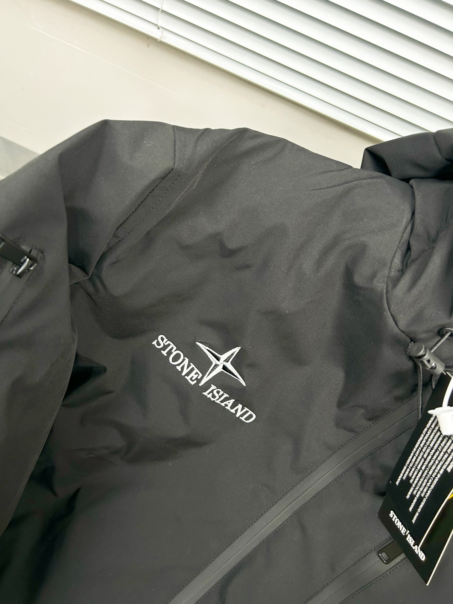 stone island ミリタリー ジャケットコピー 防風 暖かい カップル フード付き ブラック_8