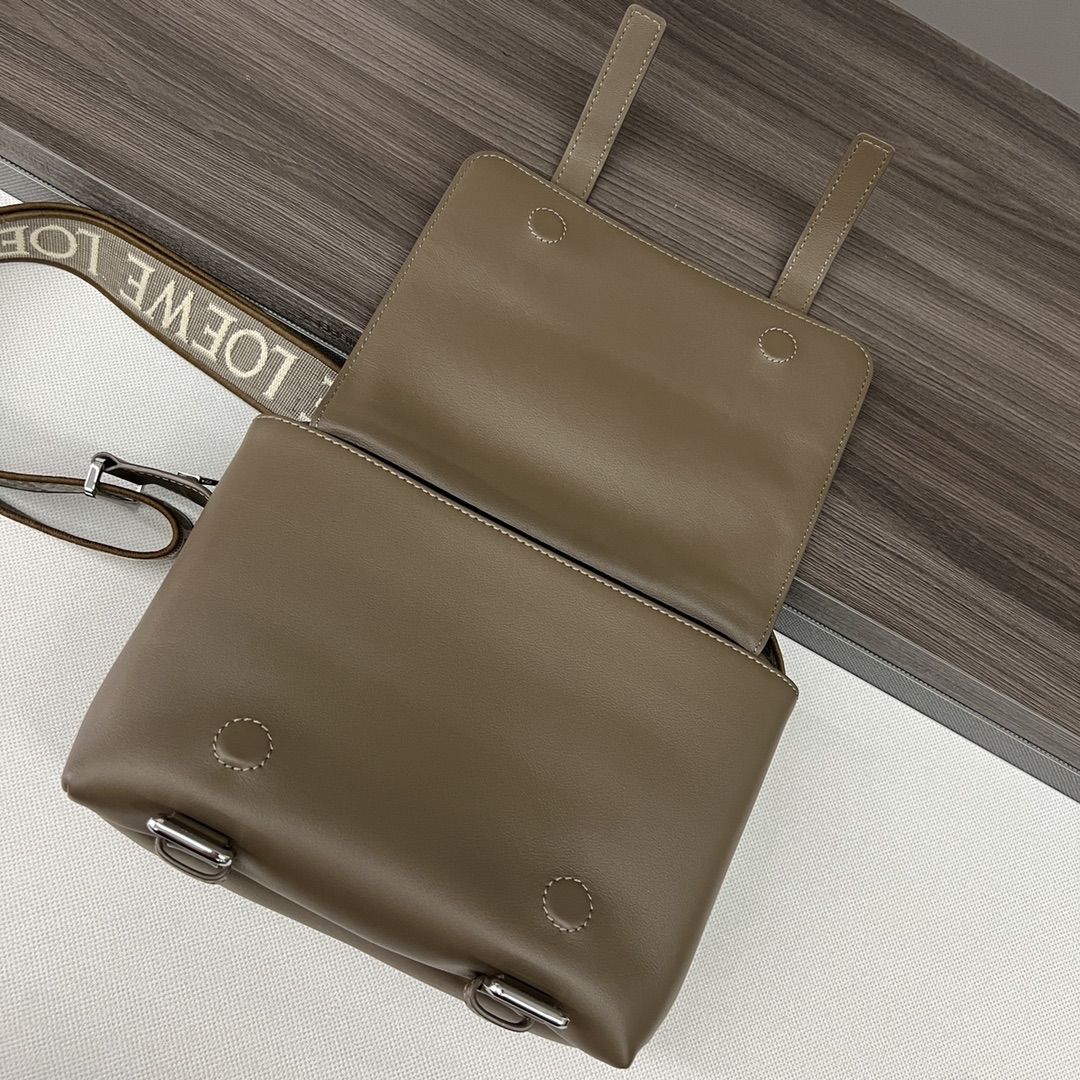 ロエベ偽物スーパーコピーバッグレザーグレー大容量ショルダーバッグ_4