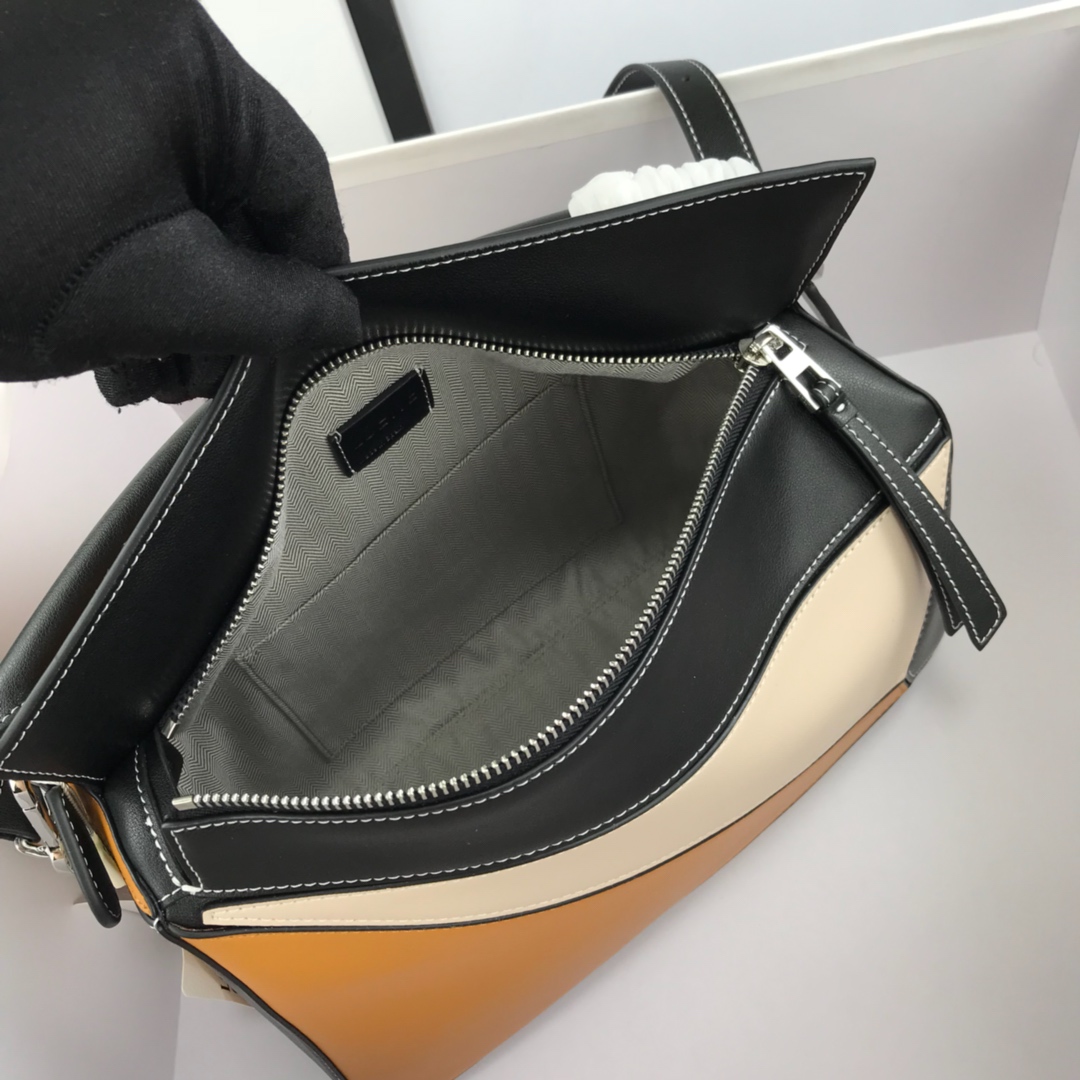ロエベスーパーコピーバッグレザーブラウン高級ショルダーバッグ_5