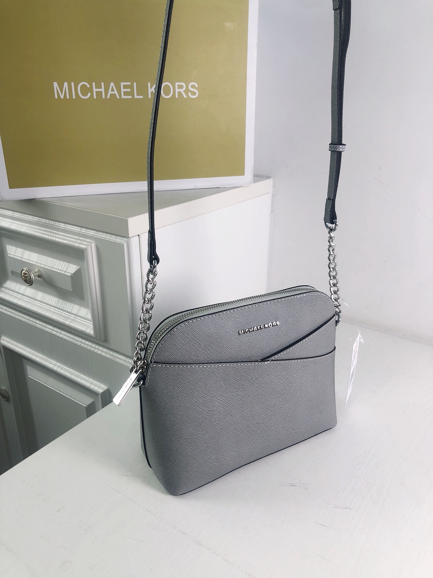 マイケルコースMICHAELKORS限定スーパーコピーバッグレザーグレー高級ショルダーバッグ_3