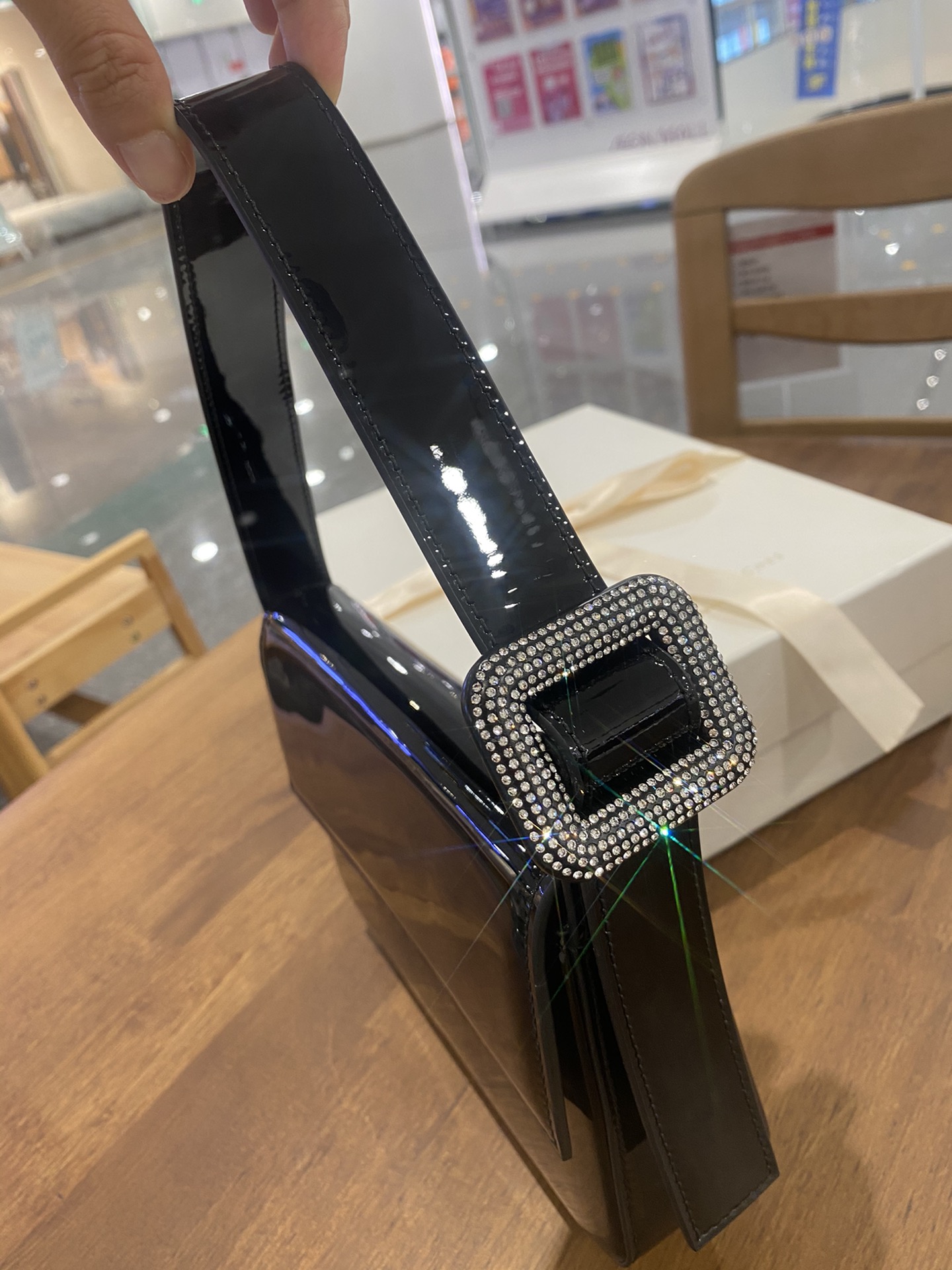アレキサンダーワンn級品コピーバッグレザーブラック高級ショルダーバッグダイヤ_4