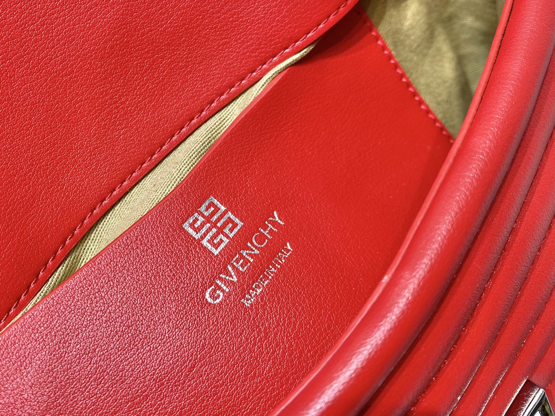 GIVENCHYジバンシィ ノベルティ バッグコピー レザー チェーンバッグ レディース レッド_9