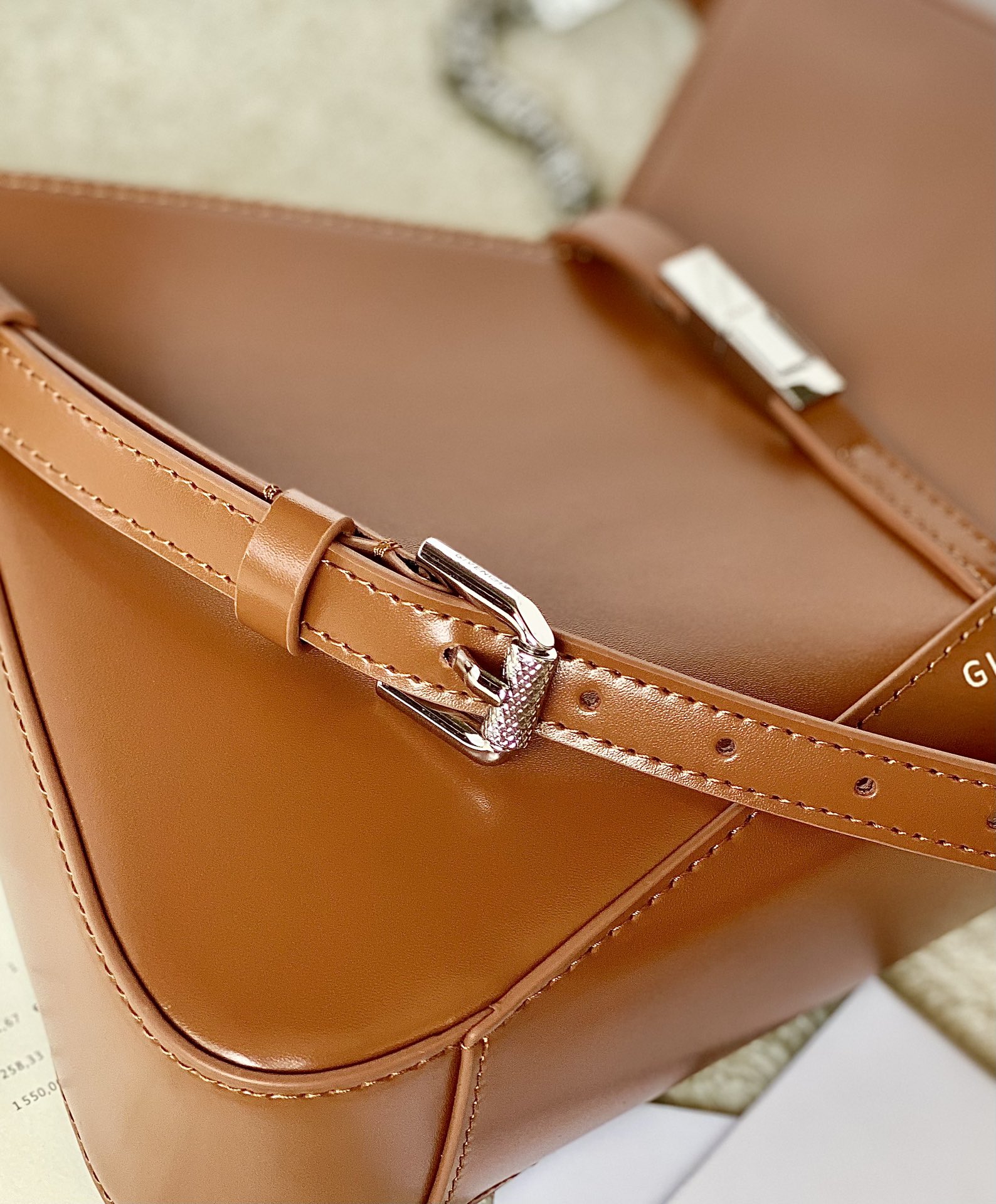 GIVENCHYバオバオバッグスーパーコピー フランス レザーバッグ レディース 魅力 ブラウン_8