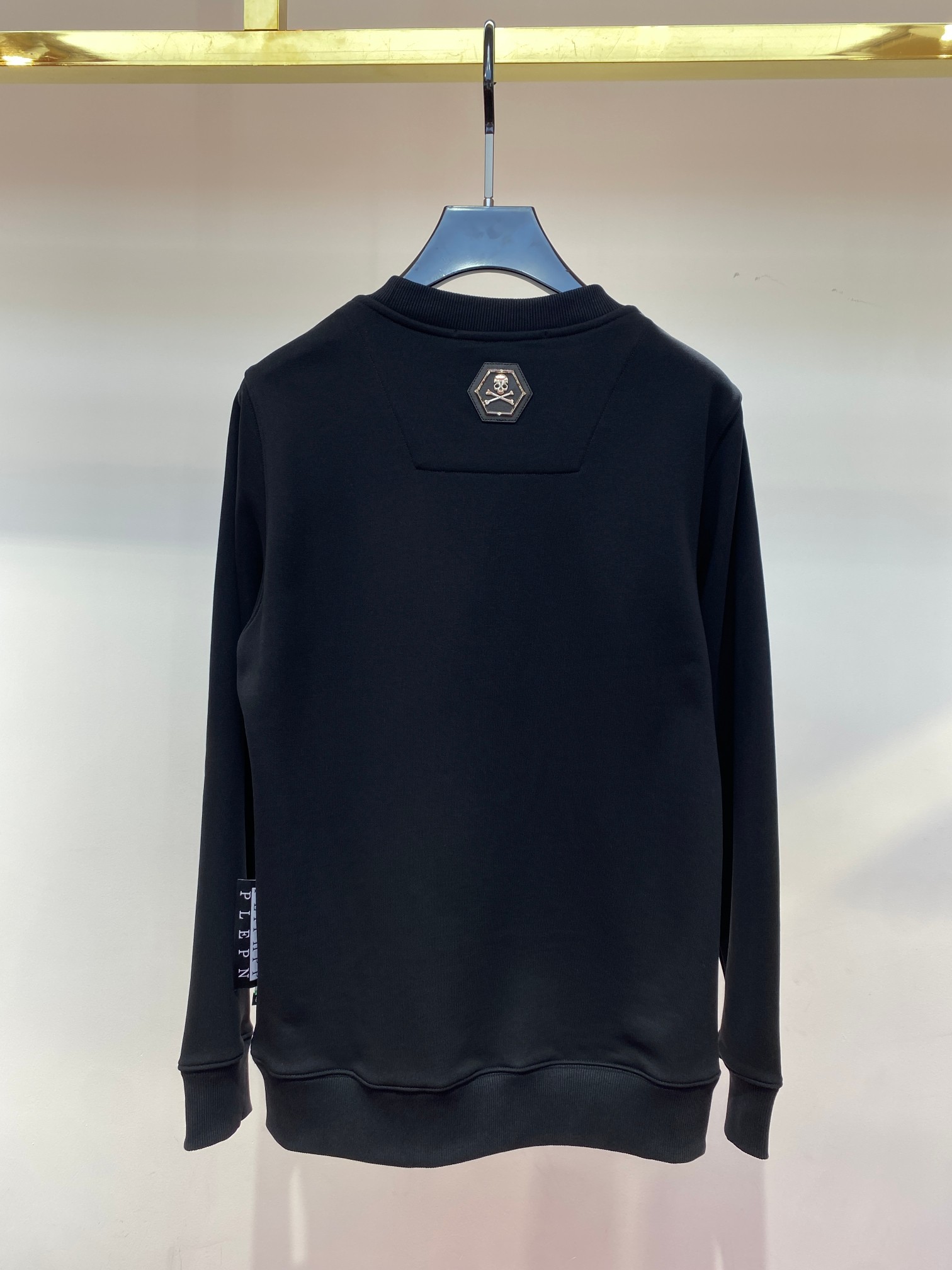 フィリップのページスーパーコピー 長袖トップス 春秋服  大きいサイズ パーカーフードなし ブラック_2