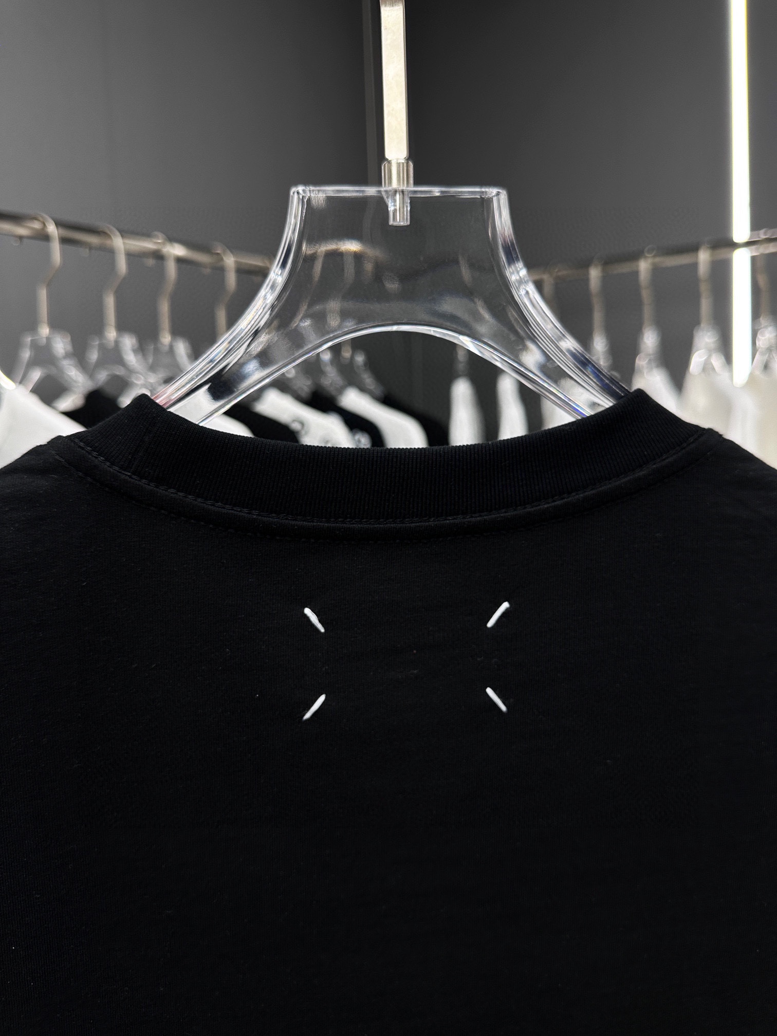 メゾンマルジェラMAISONMARGIELA限定コピー半袖Tシャツコットンブラック柔らかい花柄春夏刺繍_5