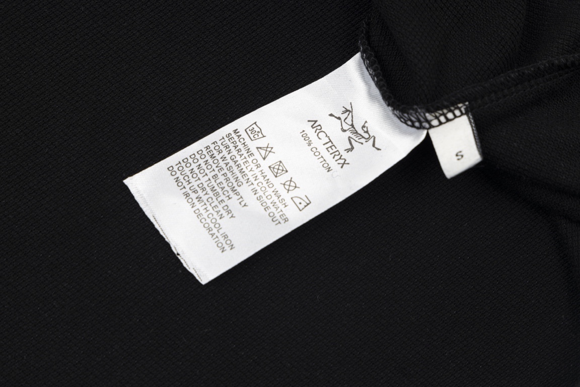 アークテリクス偽物スーパーコピー半袖Tシャツコットンブラック柔らかい高級花柄_4