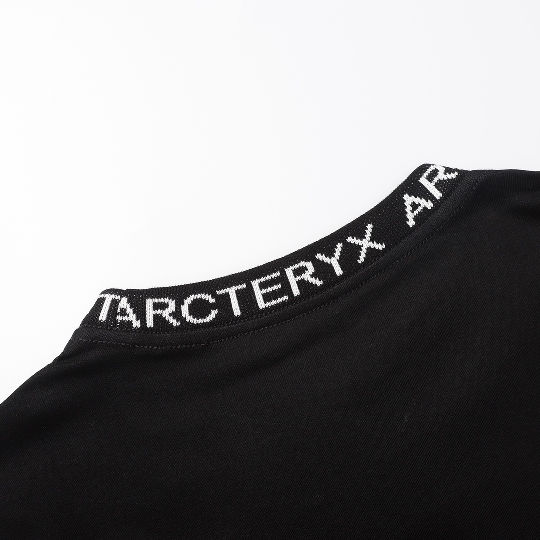 アークテリクス定番人気物スーパーコピー半袖Tシャツコットンブラック柔らかい高級花柄_4