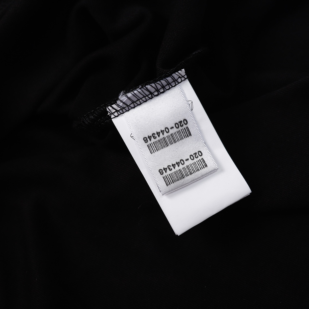 人気定番豊富なクロムハーツtシャツサイズ感コピー 柔らかい 人気トップス ブラック_9
