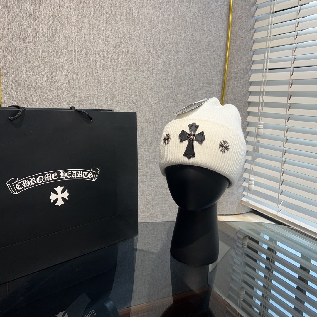 最安値 クロムハーツキャップ偽物 肌に優しい 暖かい 防寒・保温強化 ニットキャップ ホワイト_1