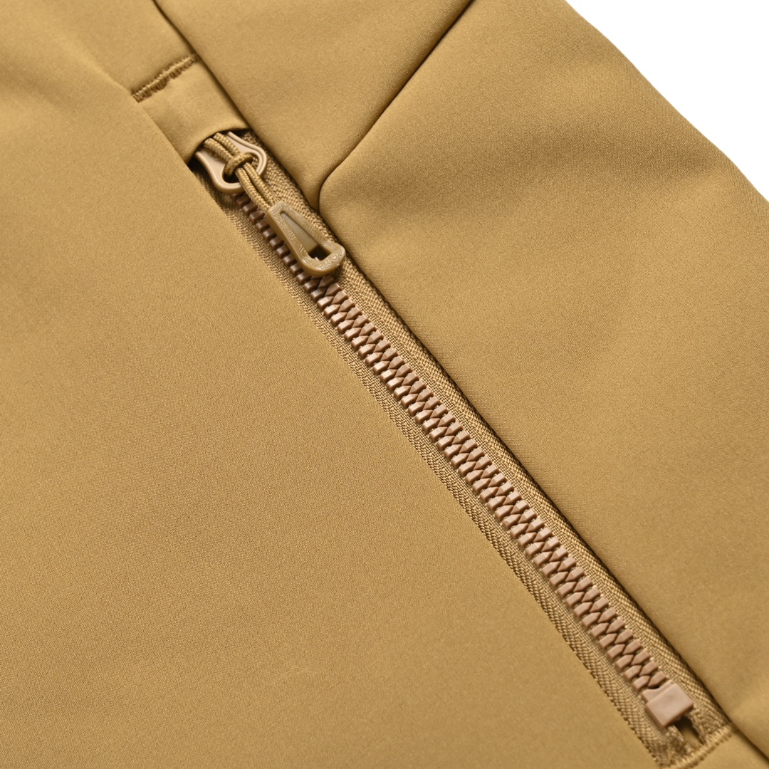 descente ジャケット偽物 秋冬品 人気 防風 防水 ファッション 快適 登山 厚い 暖かい ブラウン_6
