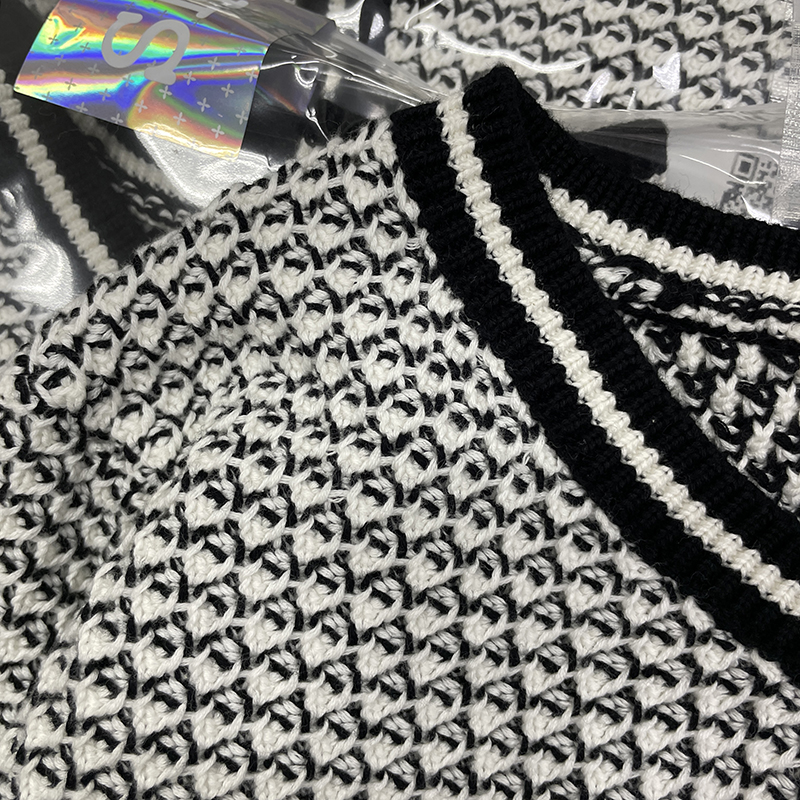 smfk サンダルコピー 人気 暖かい ショットトップス 秋冬服 シンプル 縞 レディース 限定品 ブラック_4
