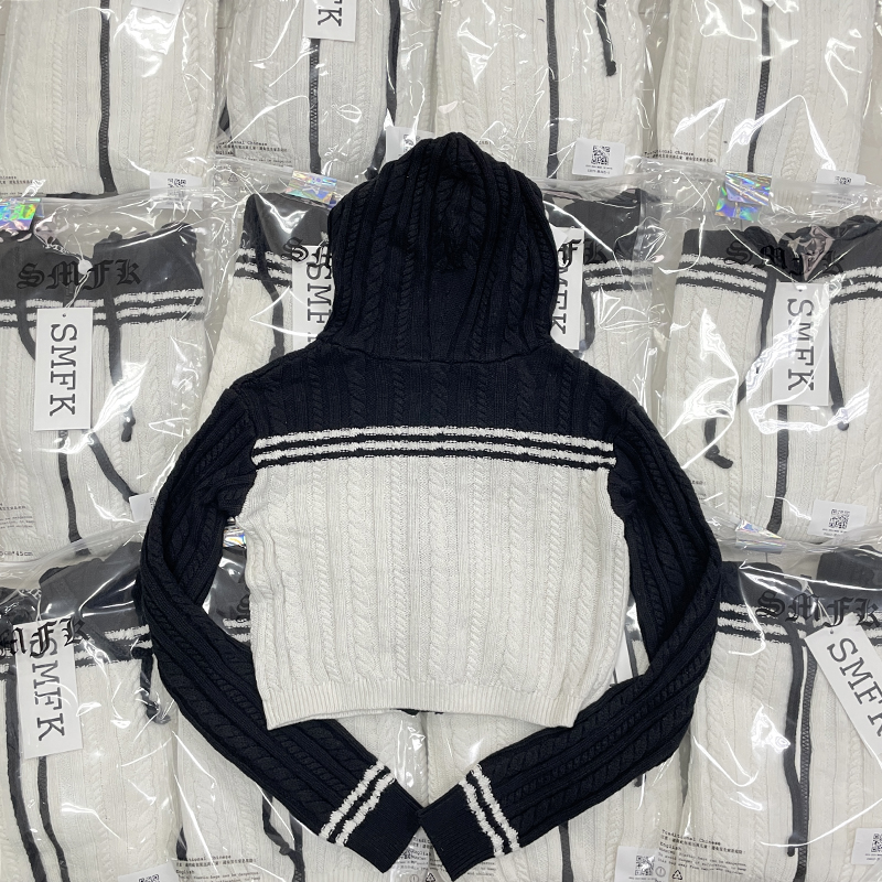 smfkセーター素材スーパーコピー 暖かい ショットセーター 秋冬服 シンプル フード付き ブラック_2
