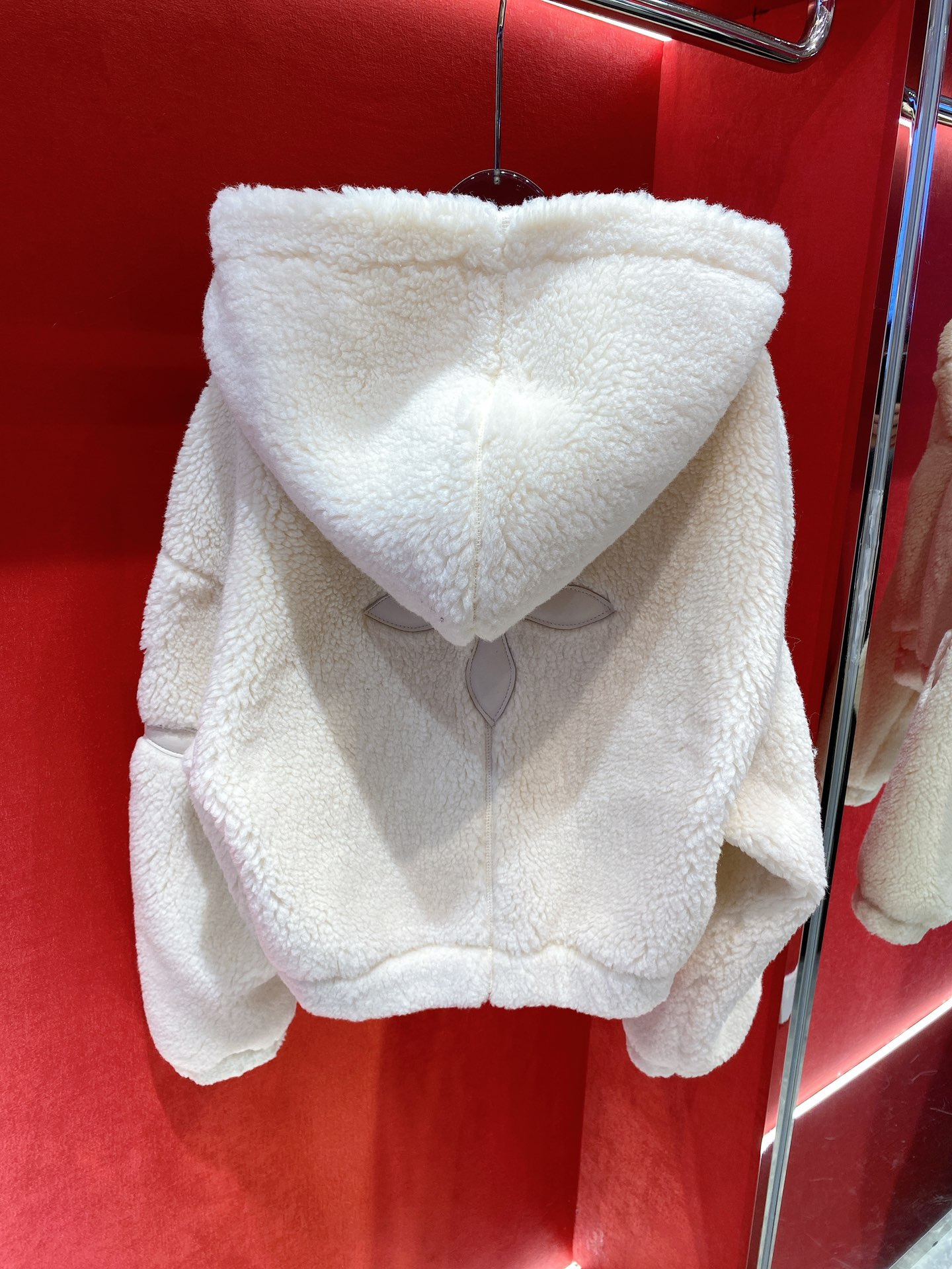 SMFKジャケットモコモコスーパーコピー 秋冬服 暖かい 人気品 柔らかい レディース もこもこ 高級 ホワイト_2