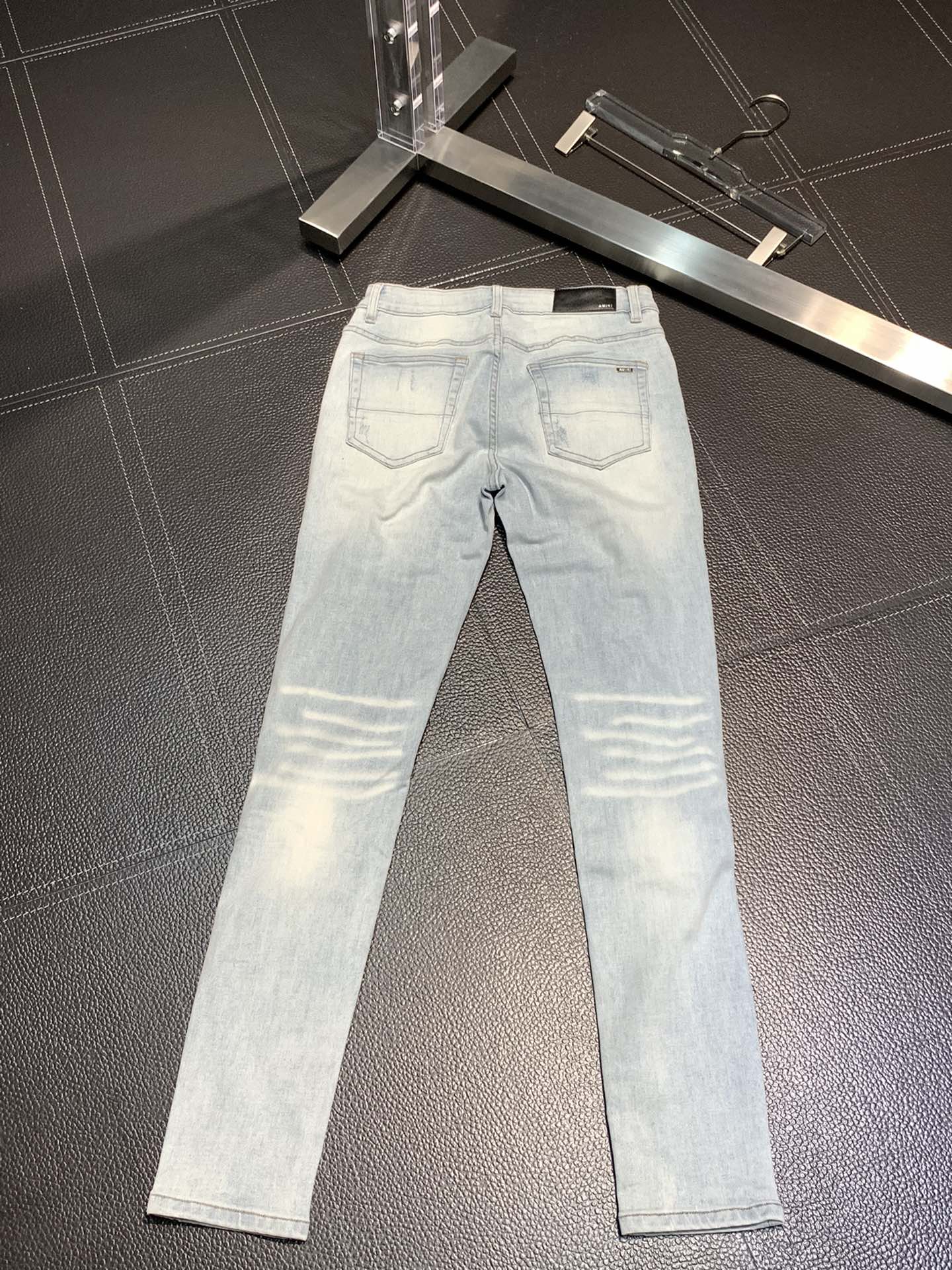 存在感のあるジーンズ505スーパーコピー カジュアルズボン ファッション 春秋服 デニム 修身 ダメージ ブルー_2
