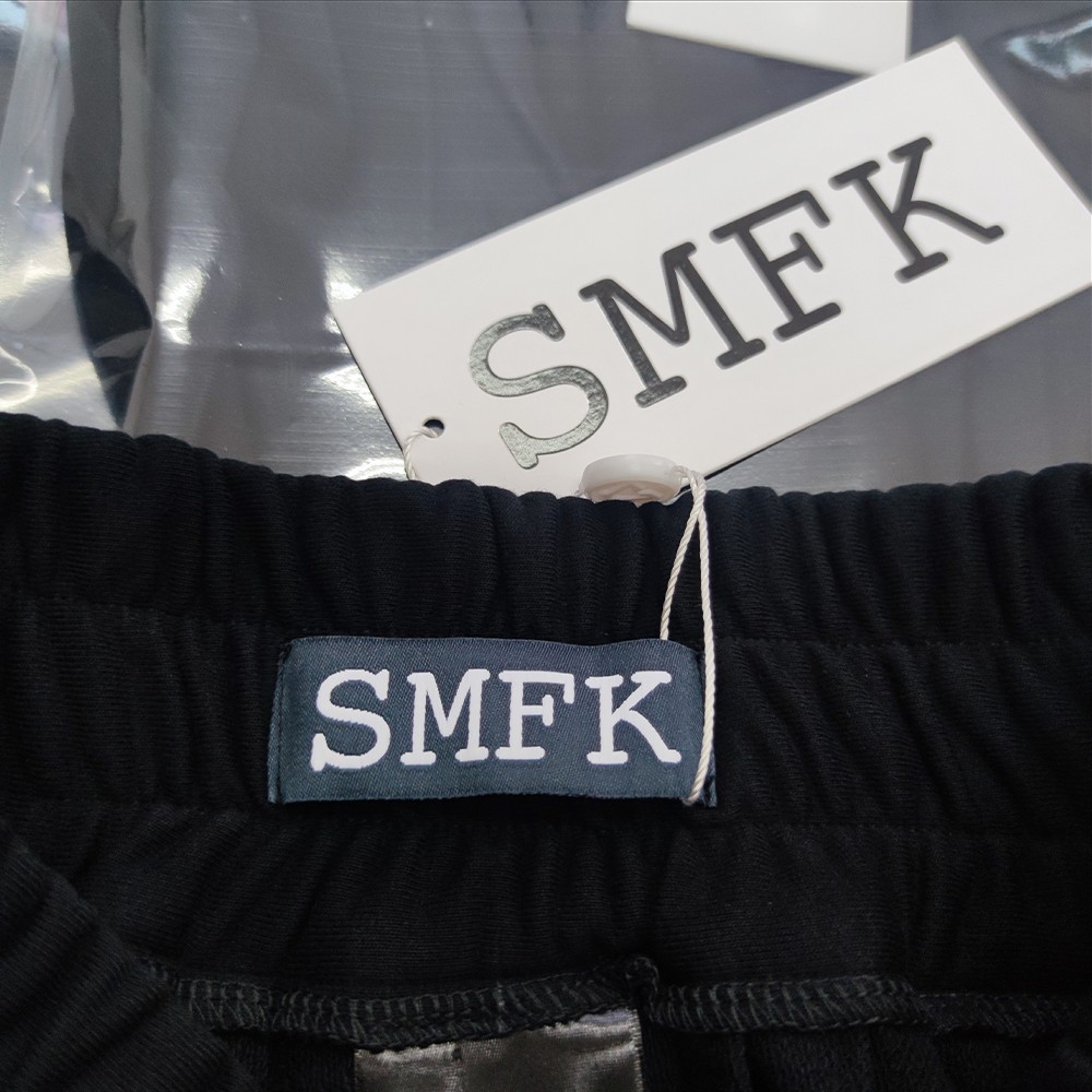SMFKスカートソファコピー 半身スカート 人気新作 レディース ショット ラッパ形 ブラック_4