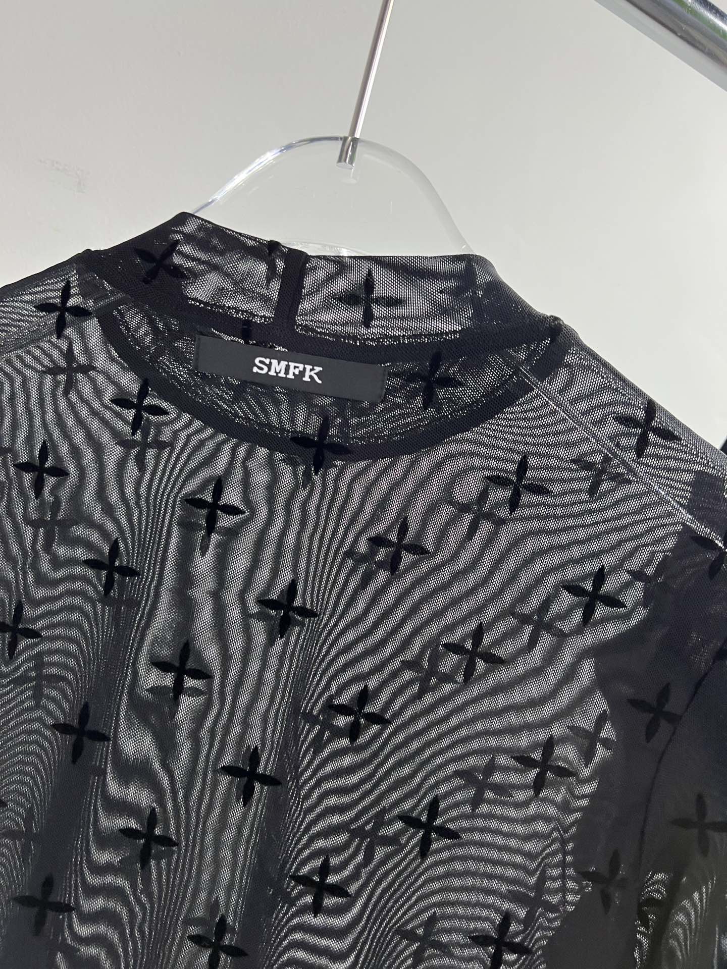 SMFKtシャツamiスーパーコピー 長袖トップス 透視 激安品 ジレー レディース ブラック_4