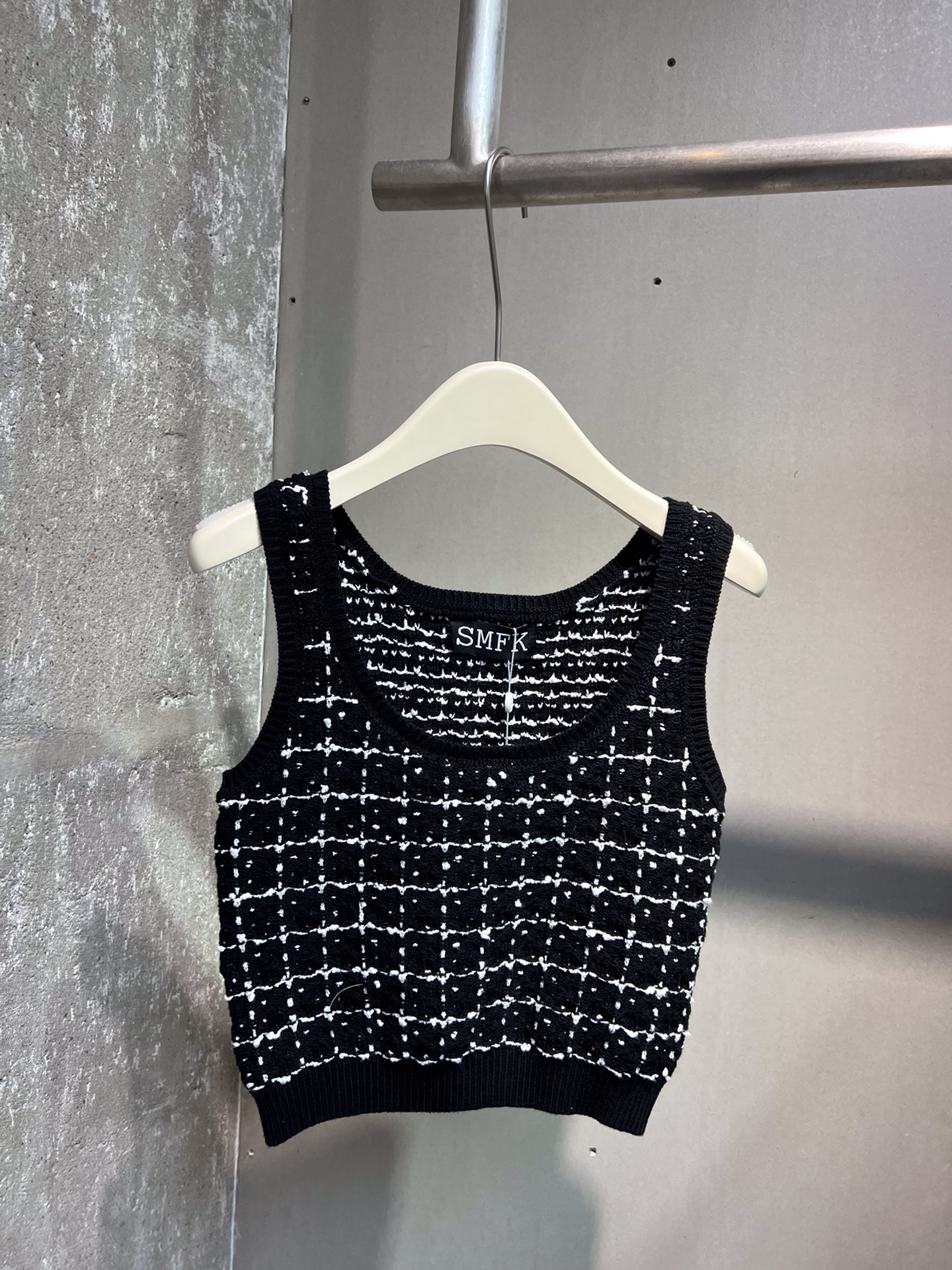 smfk 通販偽物 レディース スカートセット 無袖トップス ニット セクシー 美脚 大人気 新作 ブラック_3