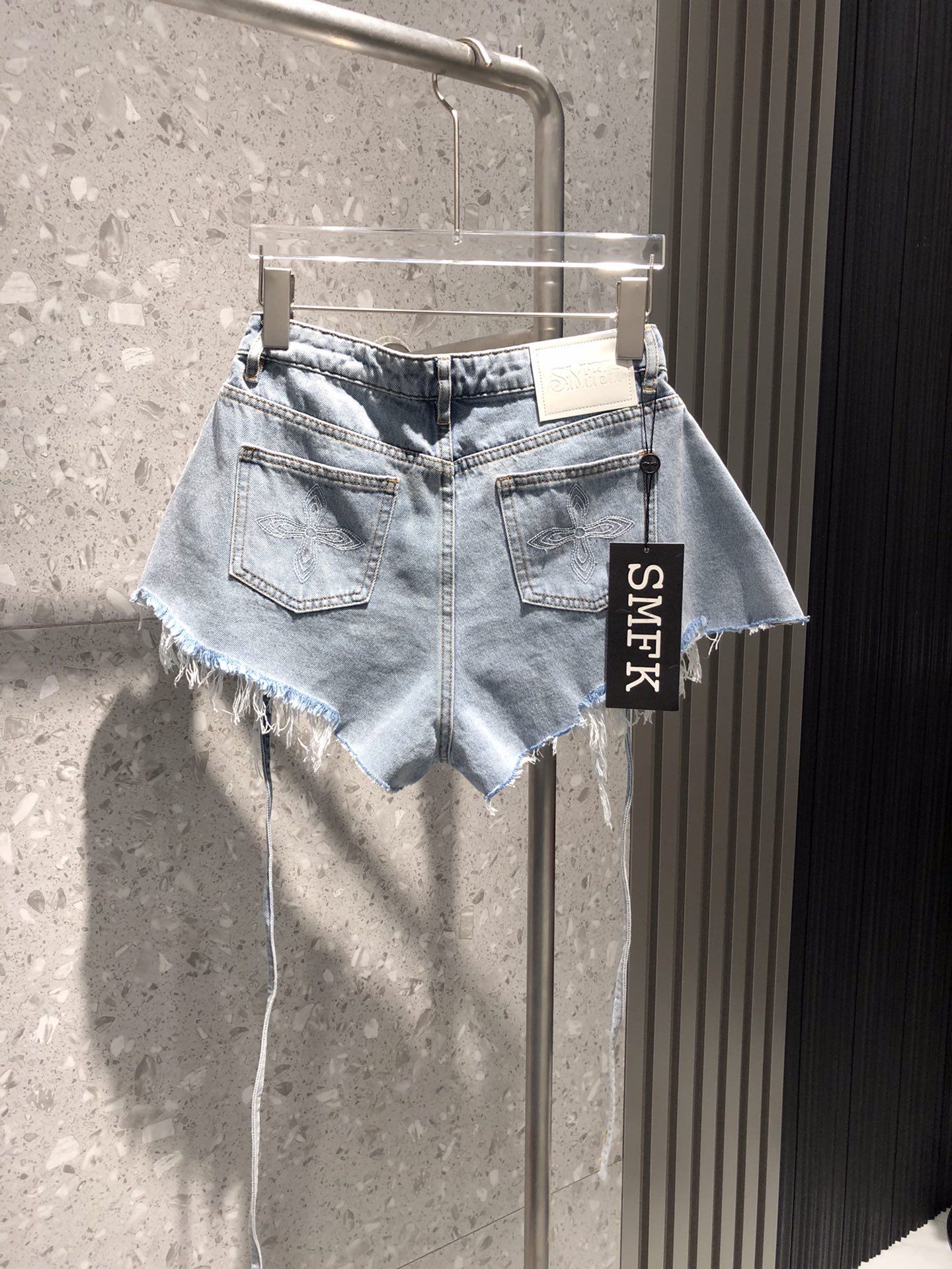 夏服 SMFKズボンチャック偽物 シンプル 短パン ショットパンツ 夏 新作登場 デニム ファッション レディース ブルー_5