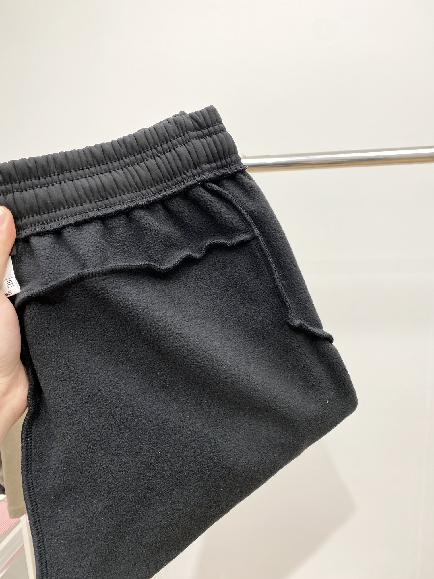 デサント ゴルフ ズボンコピー シンプル 運動パンツ 柔らかい 弾力性がいい 高級品 ブラック_3