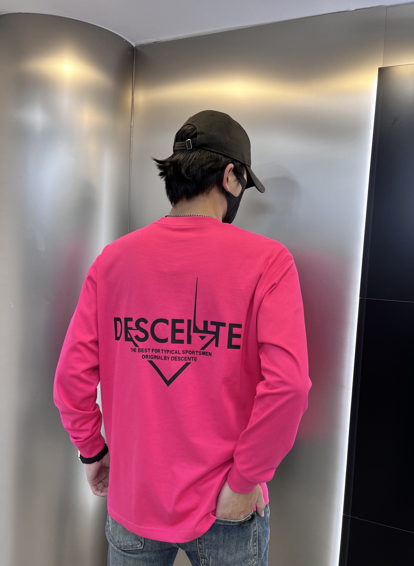 超激得新品 デサント オーダー tシャツ偽物 シンプル  純綿 長袖トップス ゆったり ファッション カップル 男女兼用 ローズレッド_2