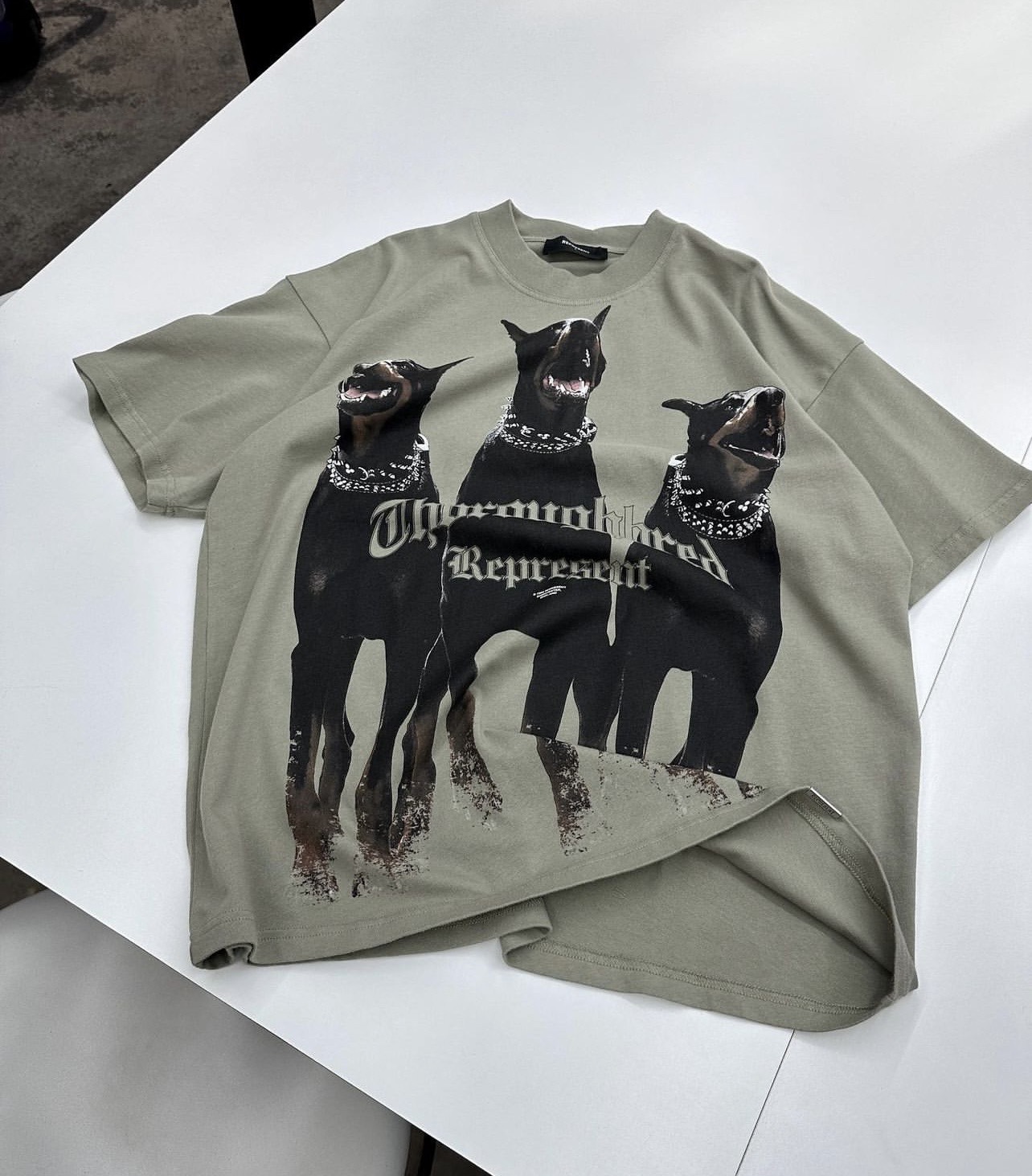 リプレゼント プレゼント アパレルｎ級品 Tシャツ 夏新品 純綿トップス 犬プリント 人気品 グレイ_2