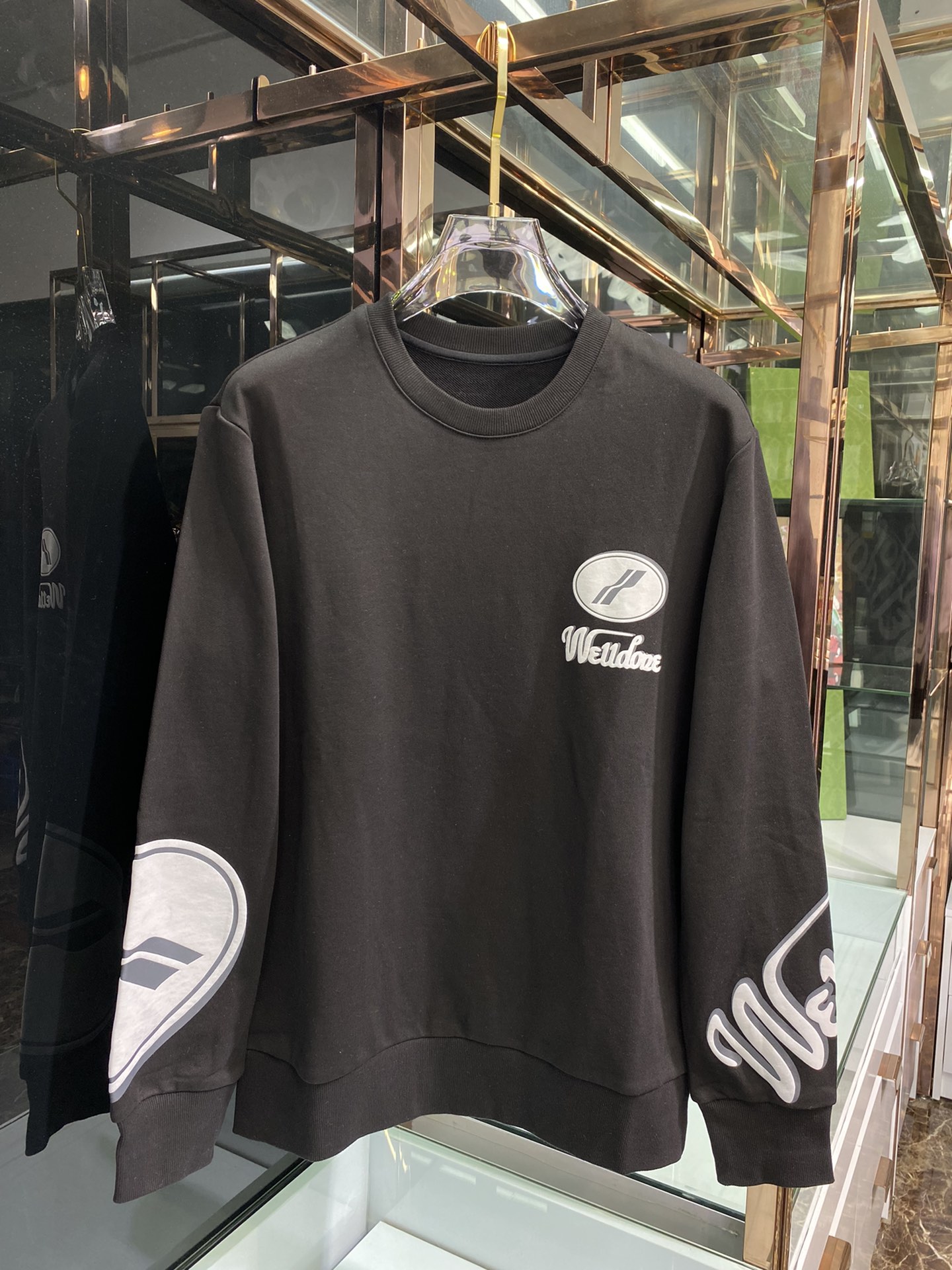 We11done 新商品! ウェルダンとは激安通販 人気 カジュアル 秋服 厚い フードなし パーカー シンプル ブラック_1
