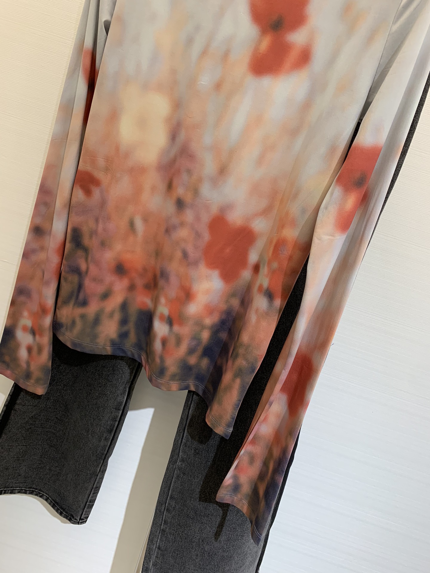 アクネストゥディオズ tシャツ コーデ激安通販トップス 夏新款 純綿 長袖 柔らかい グラフィティ グレイ_4