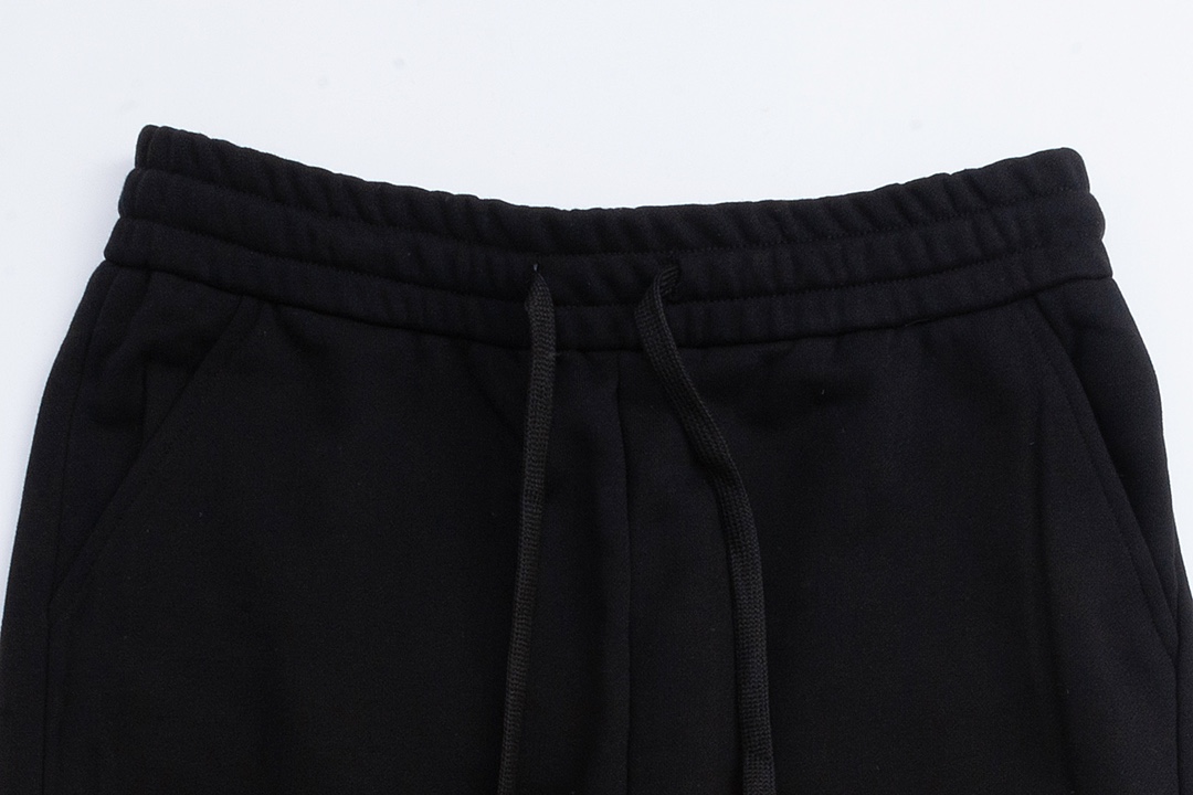 激安通販のジバンシィ半ズボン偽物_2