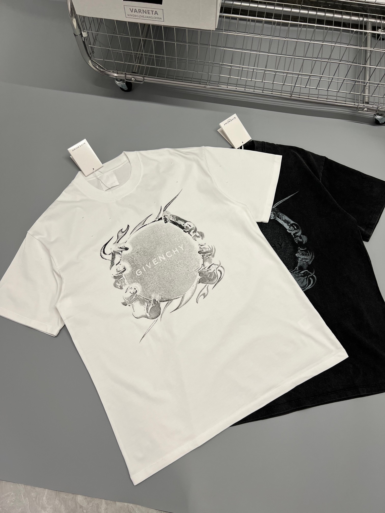 春冬新登場のジバンシー tシャツ ヒスーパーコピー  コットン素材  柔らかな手触り_1