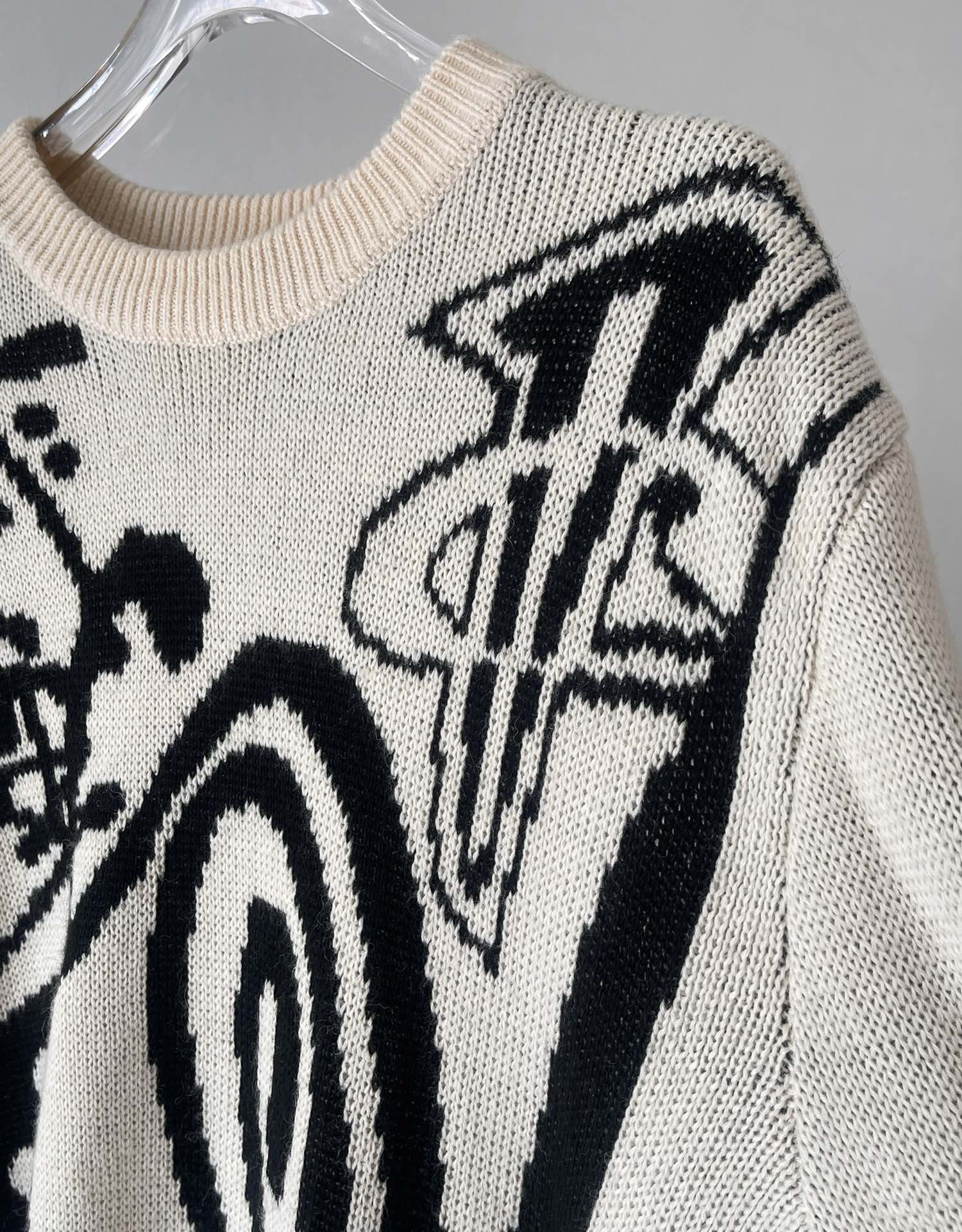 stussy ニットセータースーパーコピー ニットトップス 暖かい 日常服 大人気 グラフィティゆったり ホワイト_5