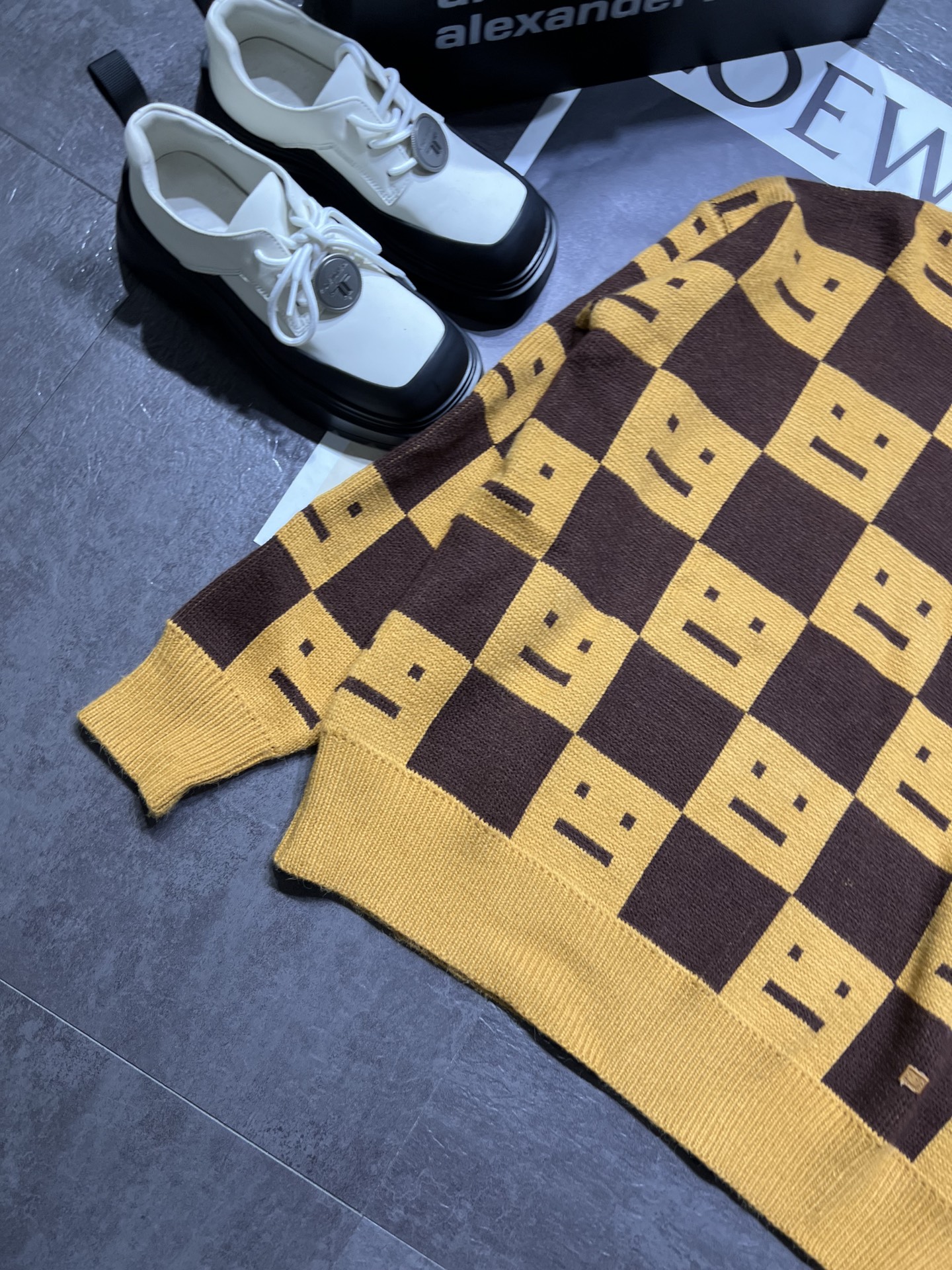 激安大特価最新作の アクネストゥディオズ ニット メンズ激安通販 冬服 暖かい セータートップス 格子模様 イエロー_3